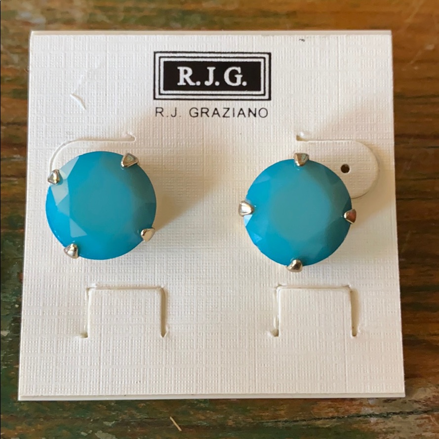 Never Worn Large Teal Studs 26$
